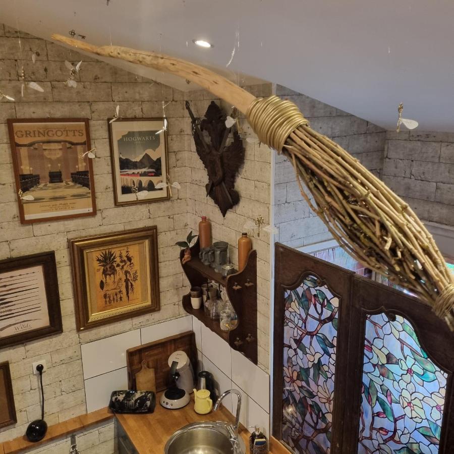 La Cabane Des Sorciers Liévin Eksteriør billede